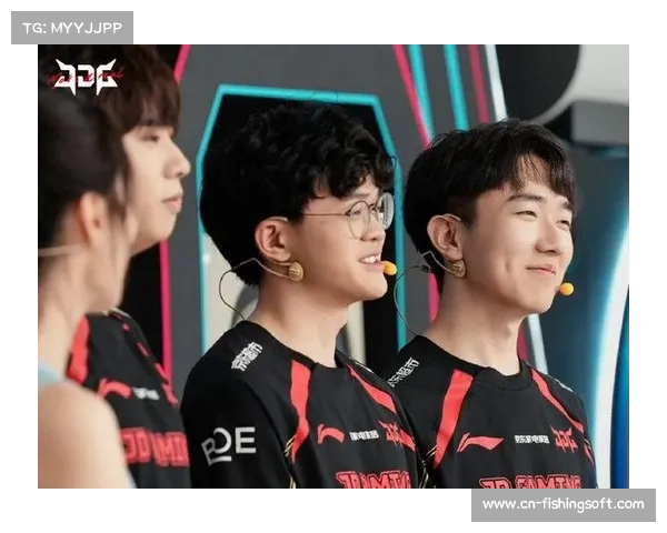 瞳夕深入分析JDG战队阵容选择滞后的原因及其影响